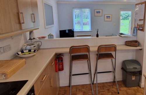 Falmouth House | Seaside Holiday Cottage outskirts of Falmouth , many facilities , desirable!