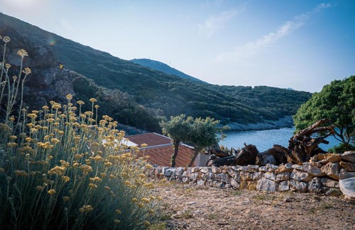 Mali Losinj House | Seaside holiday house Cove Zatanki, Losinj - 21420