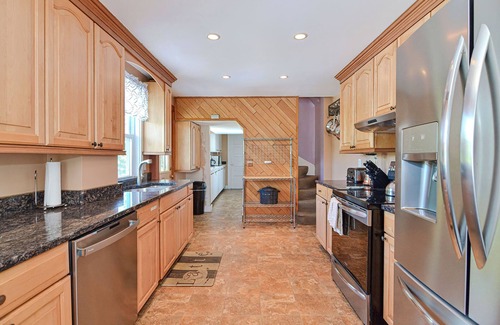 Gloucester House | Seaside House: Good Harbor Beach and the Back Shore right outside your door.
