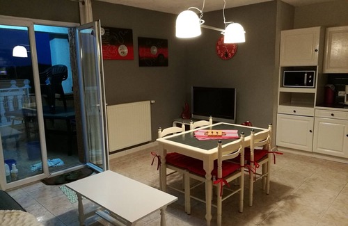 Caux Apartment | Seasonal rentals of furnished apartments, cottages, apartments, with swimming pool in a quiet location.