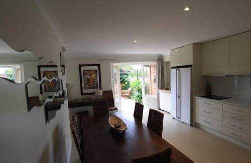 Terrigal House | Seaspray on Henley - spacious coastal townhouse