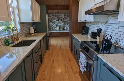 Lake Forest Park House | Seattle Vacation Home - Lake Forest Park