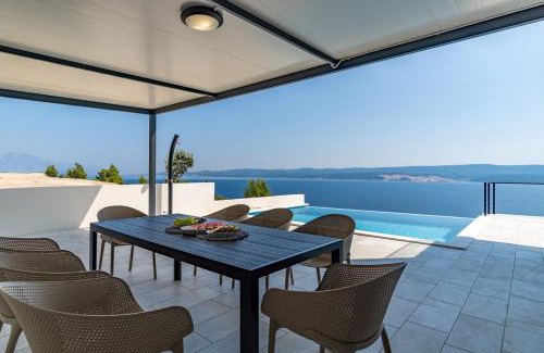 Ruskamen Villa | Seaview Villa Marila with a private pool with hydromassage, 3 en suite bedrooms, 1km from beach