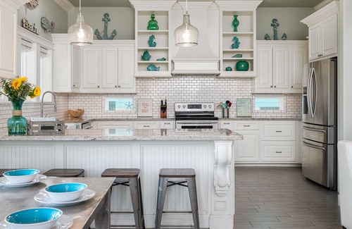 Port Bolivar Cottage | SeaViews from Deck / Tiki Bar / Fully Stocked