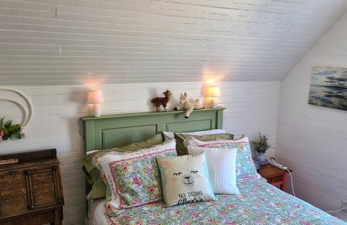 Kempt Head Bed & Breakfast | Seaweed and Sod Farm Bed & Breakfast