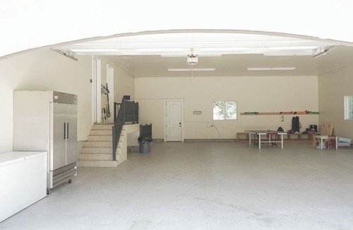 Morgan County House | Secluded and peaceful country home near mountains, reservoir, ski resorts.