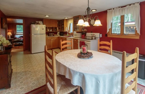 Thornton Cabin | Secluded Cabin In The Woods Huge Yard + Patio