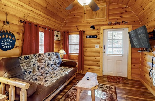 Newport Cabin | Secluded cabin with modern amenities, hot tub, fireplace, & grill - dog-friendly