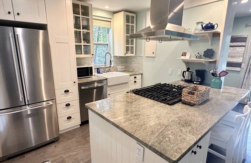 Bernard House | Secluded Cottage with Beach Access! [Cove Cottage]
