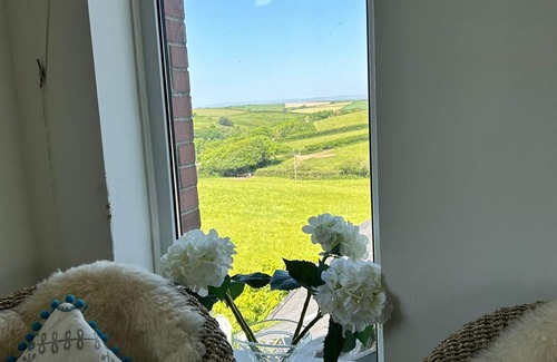 Malborough House | Secluded Escape Near Salcombe - Newhouse Barn