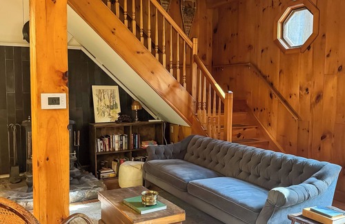 Hawley House | Secluded Family Getaway w/On-Site Creek in Hawley