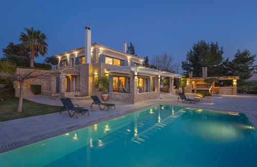Porto Heli House | Secluded, Gorgeous villa with private pool and tennis court
