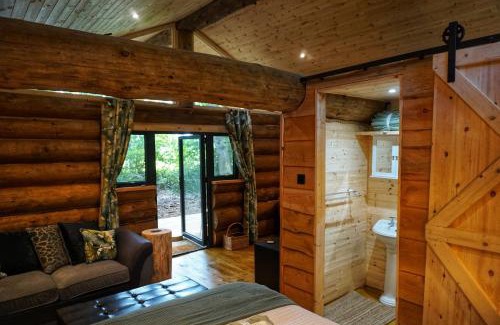 Petrockstowe House | Secluded Hand Crafted Log Cabin