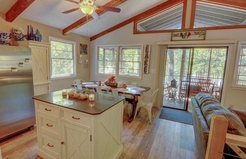 Gumlog Cabin | Secluded Lake Front Cabin - on Lake Hartwell, with Dock, Fenced Yard, Fire Pit.