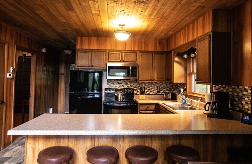Wolf Laurel Cabin | Secluded Mountain Cabin w/Hot Tub, Firepit & View