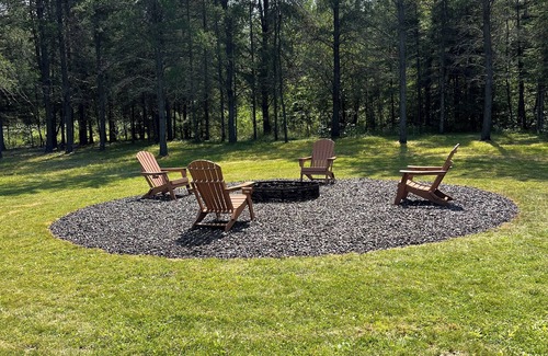 Two Harbors Cottage | Secluded North Shore cottage near the lake with cozy fireplace & modern comforts