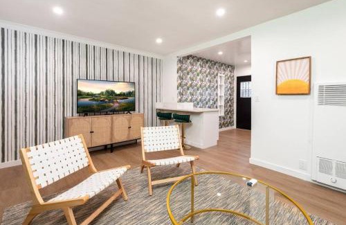Hollywood Hills West Apartment | Secluded Paradise 1 bedroom Apt near Sunset Blvd