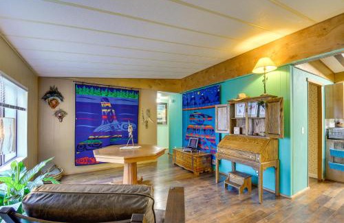 Adelma Beach House | Secluded Port Townsend Retreat Pets Welcome!