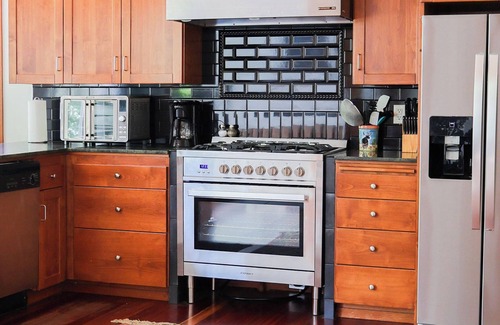Packwood House | Secluded RIVERFRONT 7-Acre Getaway w/Mt. Rainier Views, Hot Tub & River Access