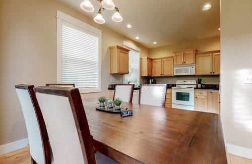 Redmond House | Secluded & sunlit desert oasis with pool, hot tub, tennis courts, & fireplace