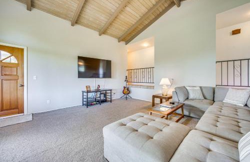 Kamuela House | Secluded Waimea Hideaway with Lanai and Views!