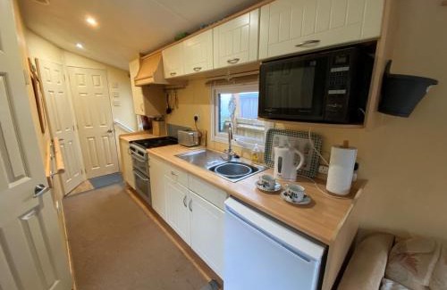 Emsworth House | Secluded Woodland Hideaway - 2 Bed with Private Parking