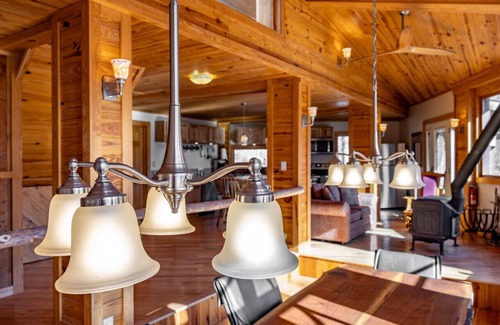 Stanardsville House | Secluded Zen River Retreat