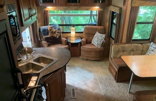 Lund House | Second Eagle Inn