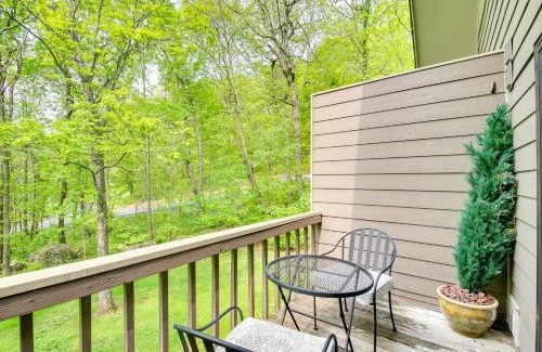Wintergreen Apartment | Second-Floor Condo with Community Pool Access!