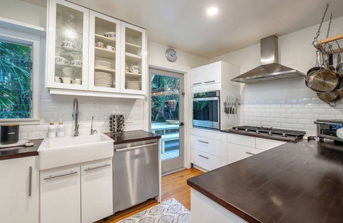 Culver - West House | Secret Escape West LA Pool, Hot Tub, Sauna, Gym+ 5 Minutes Drive to Venice Beach