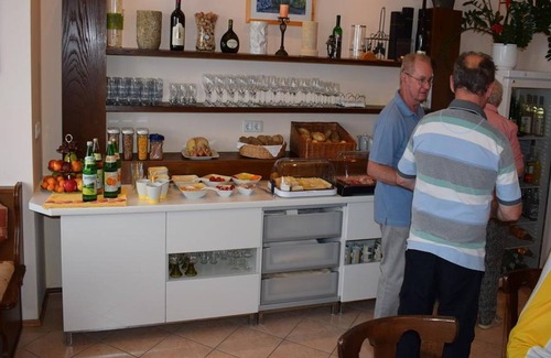 Morbisch am See Cottage | Seeblick Pension - Doppelzimmer mit Dusche/wc, mit Terrassen-seeblick