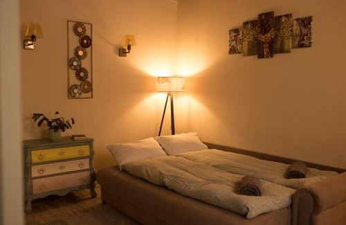 Brasov Old Town Apartment | Seek and Hide - Little Julia's Hideaway