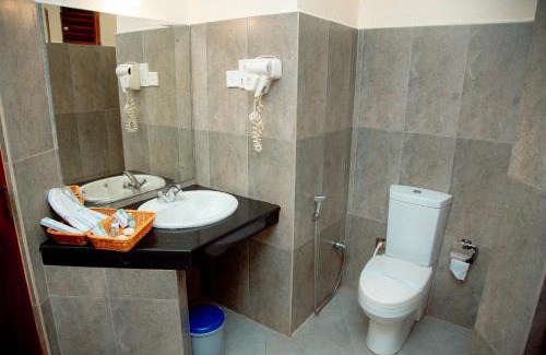 Avissawella Hotel | Seethawaka Regency