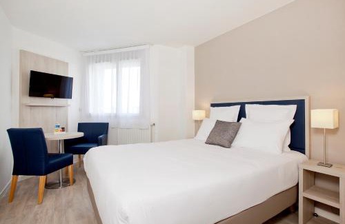Saint Blaise Apartment | Sejours & Affaires Paris-Davout