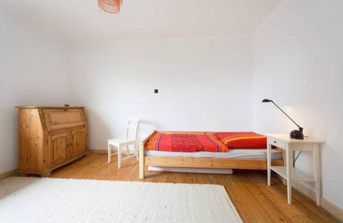 Hochdorf-Assenheim House | Sekretärzimmer 2