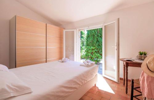 Rayol-Canadel-sur-Mer Villa | SELECT'SOHOME - Mas des Canadels - Maison pour 6 personnes avec jardin privé ! - RCMAS