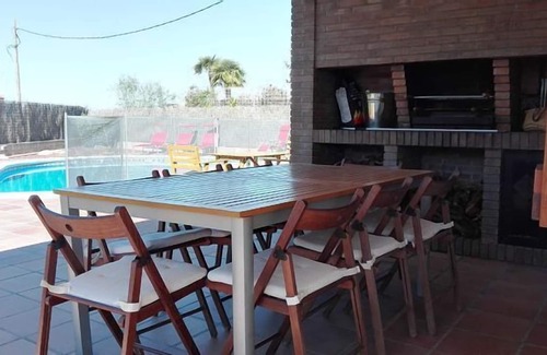 Tarrega Cottage | Self catering La Caseta del Parc for 7 people