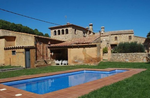 Regencos Cottage | Self catering Mas Cases for 9 people