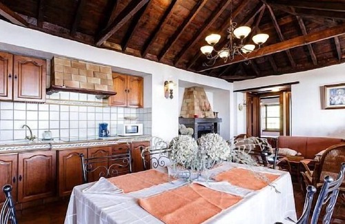 Villa de Mazo Cottage | Self catering Tres Pinos, Lina Medina y Anastasio for 6 people