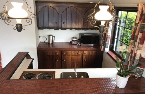 Three Kings Apartment | Self-contained 2 bedroom apartment in Central Auckland