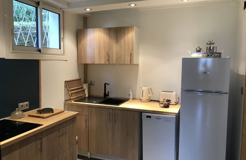 Plassac Apartment | Self-contained apartment with private entrance and terrace