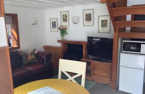 New Forest District House | Selfcatering Coach House New Forest Dog Friendly