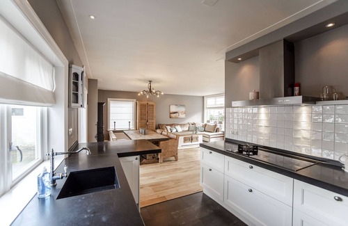 Zandvoort House | Semi-detached house with 4 bedrooms 200 meters from the beach