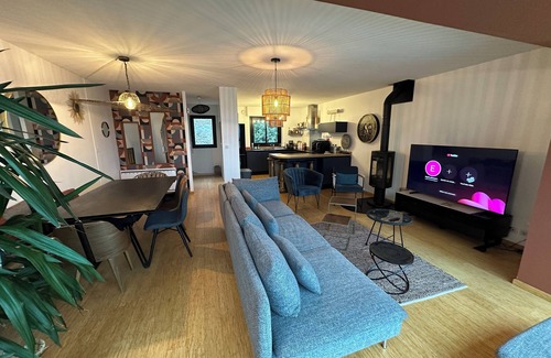 Saint-Marc House | Semi-detached town house 110 M2, two levels with view of the port of Brest