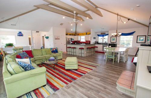 Whale Head Hill House | Semi-Oceanfront, Rec Room, Private Pool, Ocean Views, WL1092, Maritime