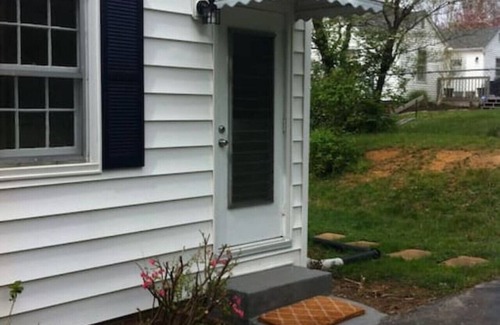 Knoxville Condo | Seminole Rd Apt · Private Cottage Apartment