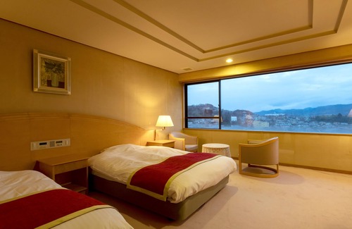 Kaminoyama House | Senkeien Tsukioka Hotel