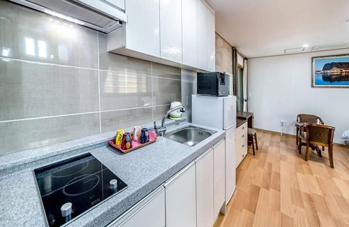 Seongsan House | Seogwipo Gaetkeusi Pension