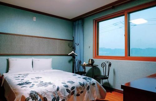 Yangyang Hotel | Seolhwa Motel