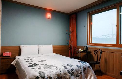 Yangyang Hotel | Seolhwa Motel